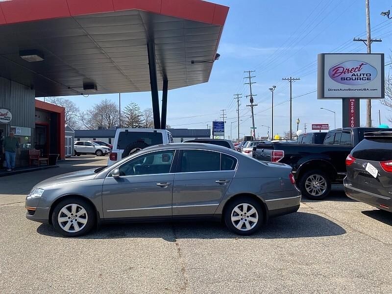 2008 VOLKSWAGEN Passat