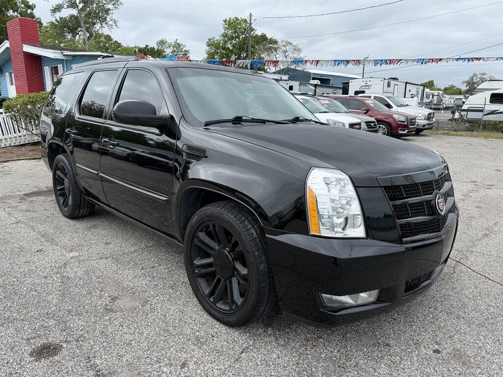 2013 CADILLAC Escalade