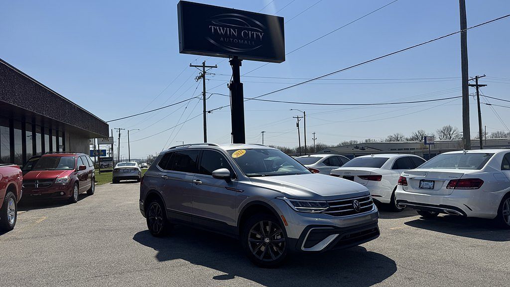 2022 VOLKSWAGEN Tiguan