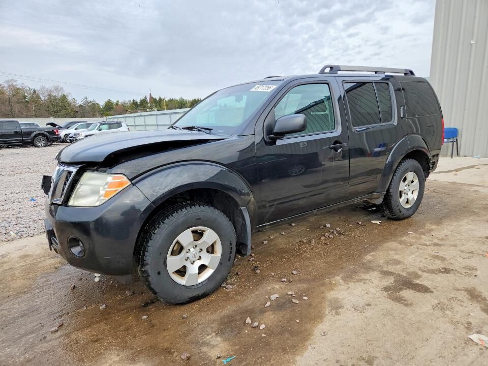 2011 NISSAN Pathfinder