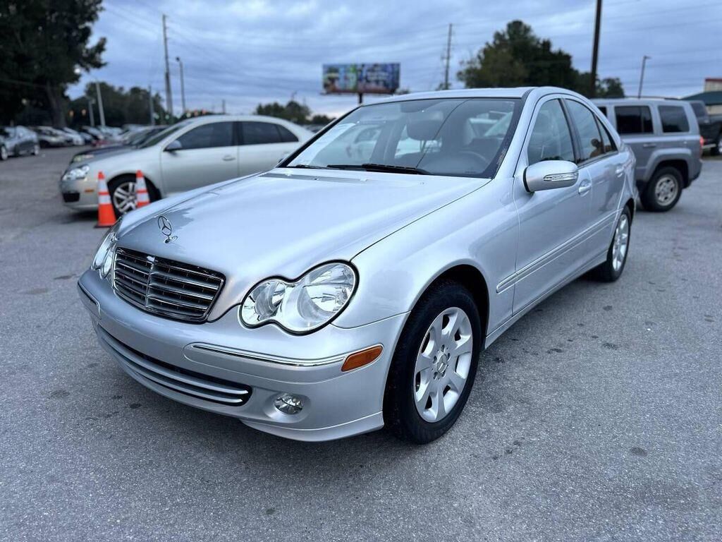 2006 MERCEDES-BENZ C-Class