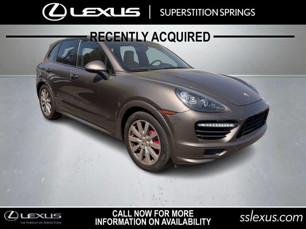 2014 PORSCHE Cayenne