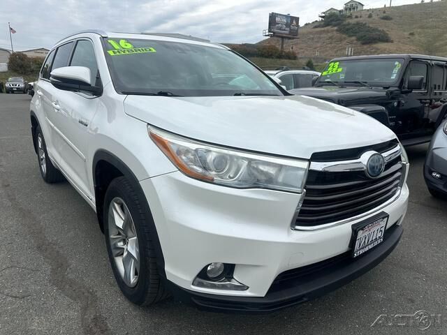 2016 TOYOTA Highlander