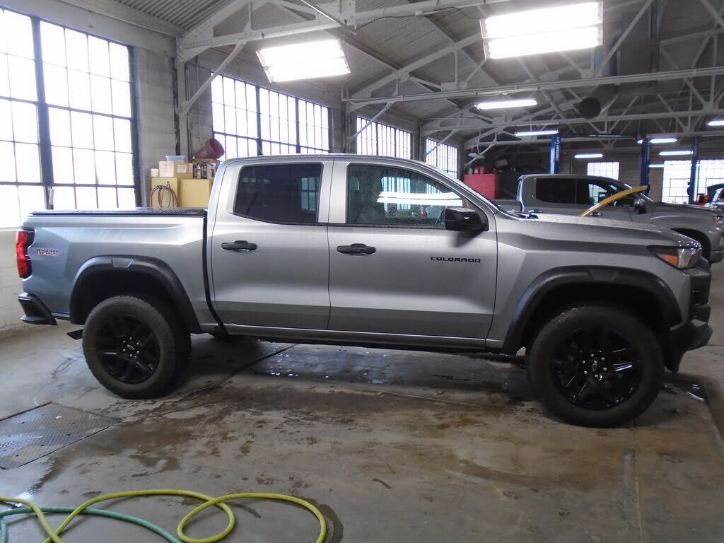 2023 CHEVROLET Silverado