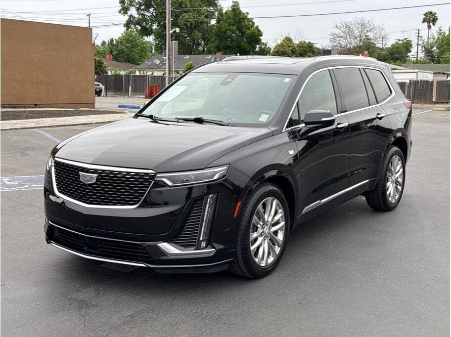 2022 CADILLAC XT6