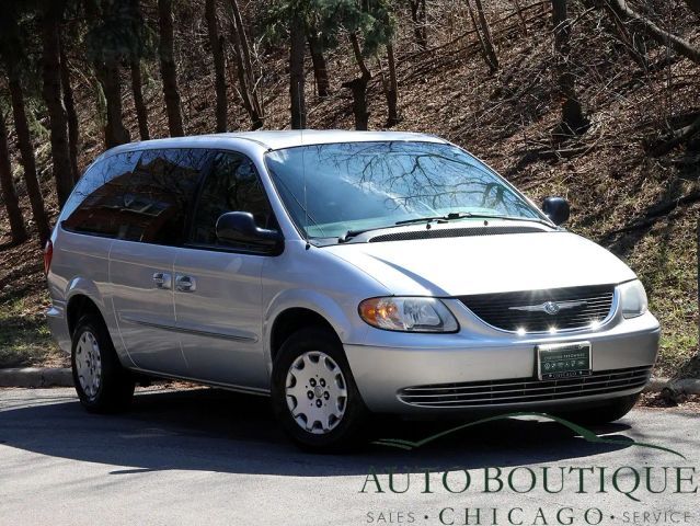 2003 CHRYSLER Town and Country