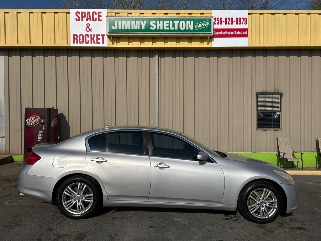 2011 INFINITI G37
