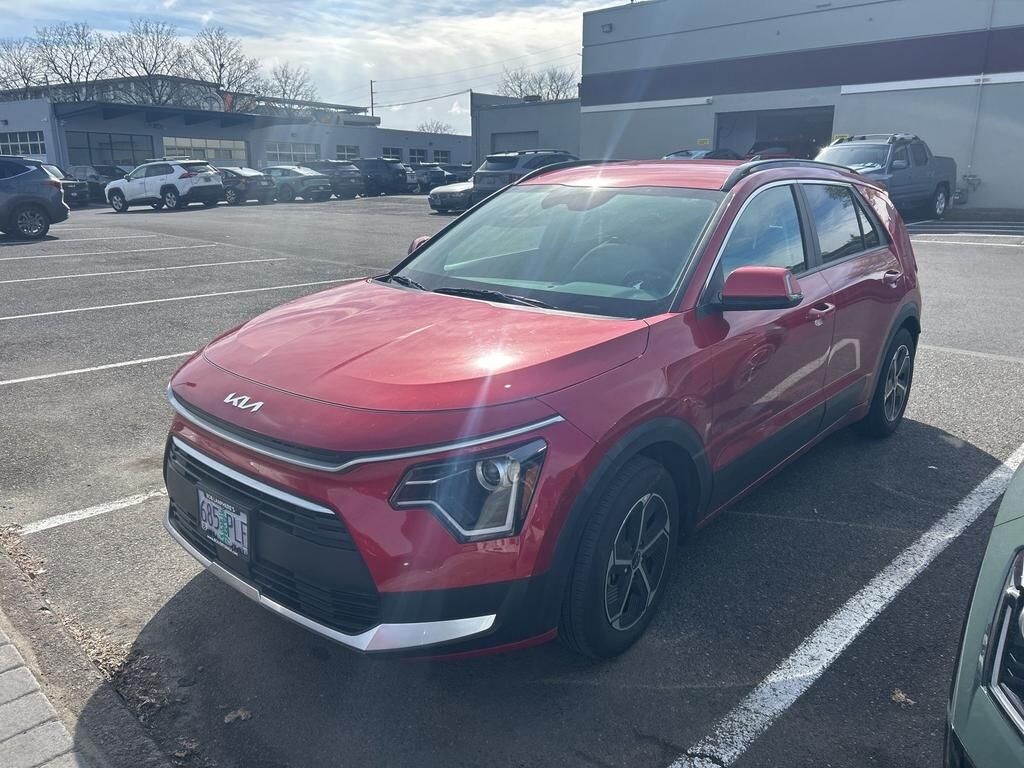 2023 KIA Niro