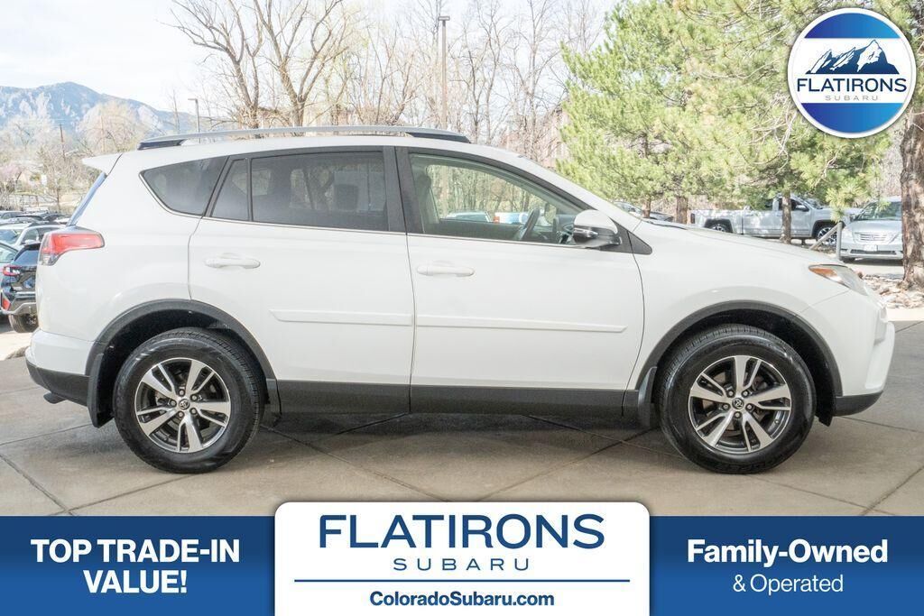 2017 TOYOTA RAV4