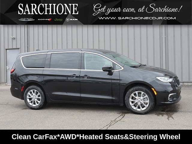 2023 CHRYSLER Pacifica