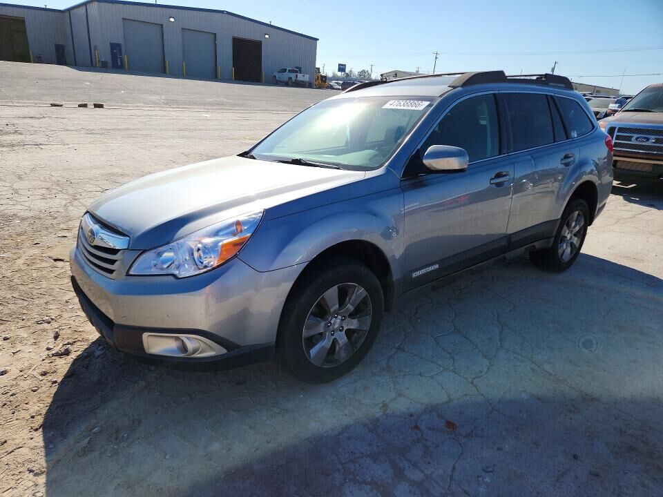 2010 SUBARU Outback