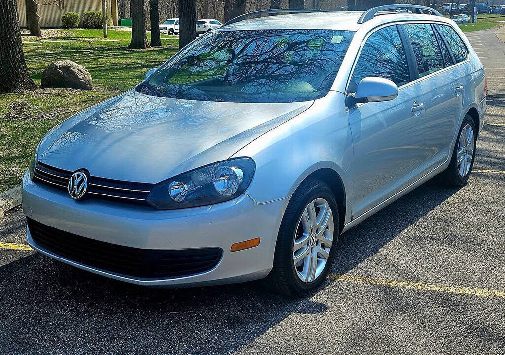 2011 VOLKSWAGEN Jetta Wagon