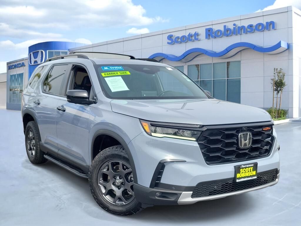 2025 HONDA Pilot