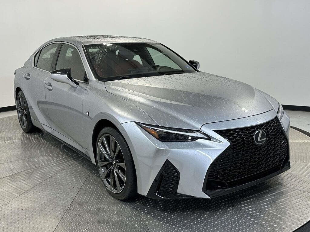 2023 LEXUS IS