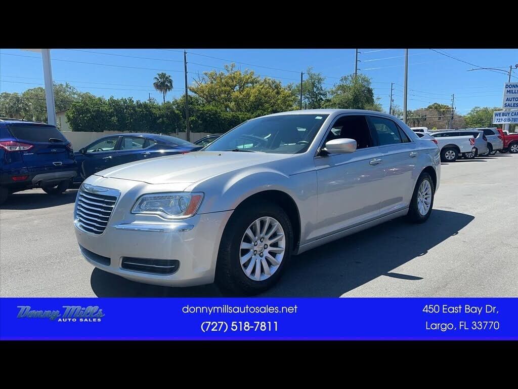 2012 CHRYSLER 300