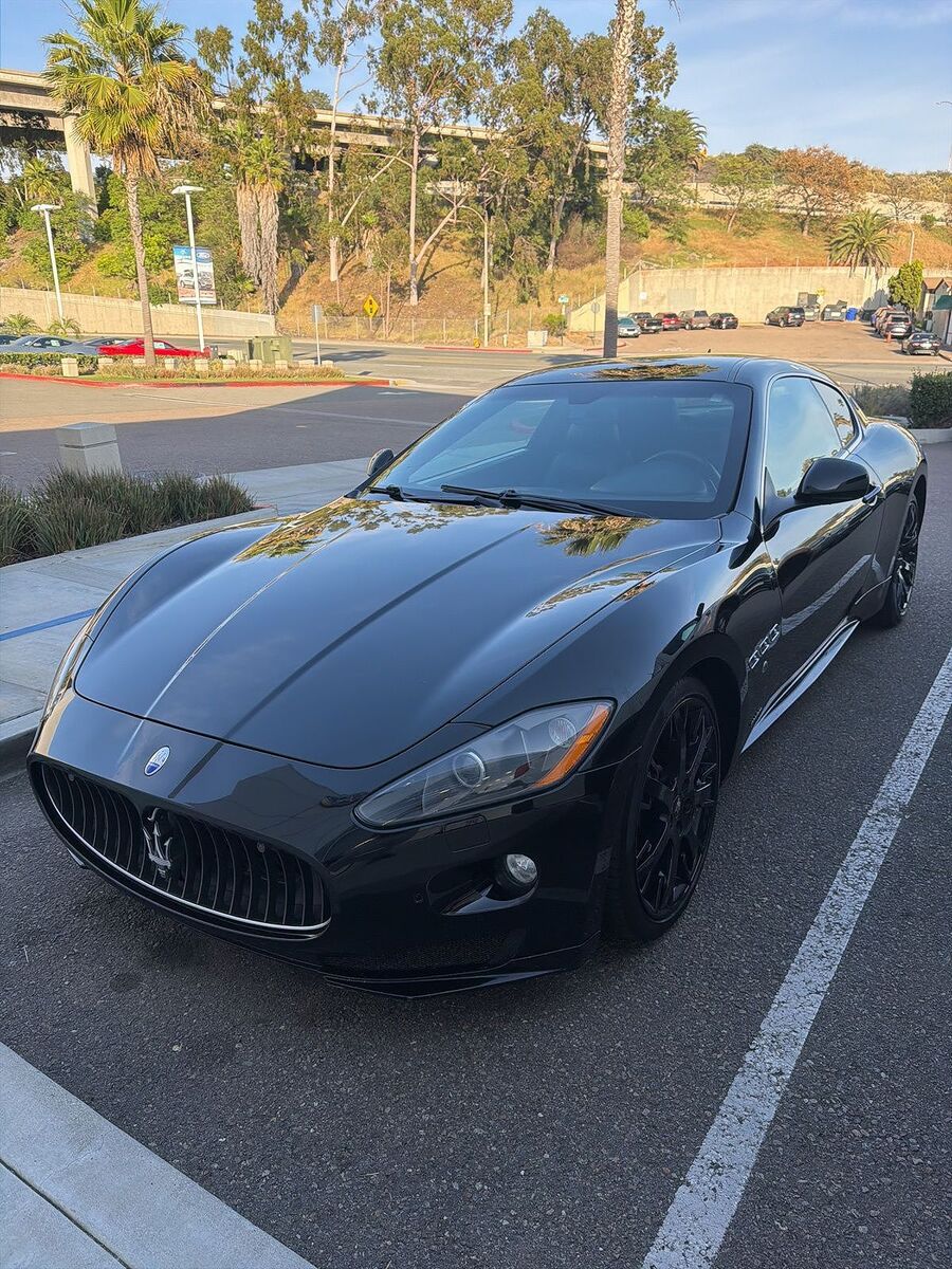 2011 MASERATI Granturismo