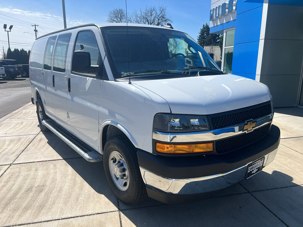2024 CHEVROLET Express