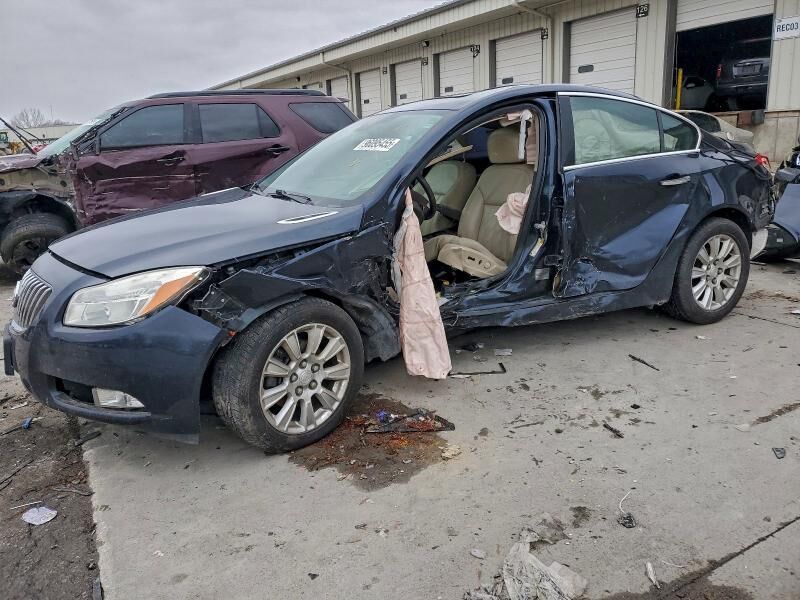 2013 BUICK Regal