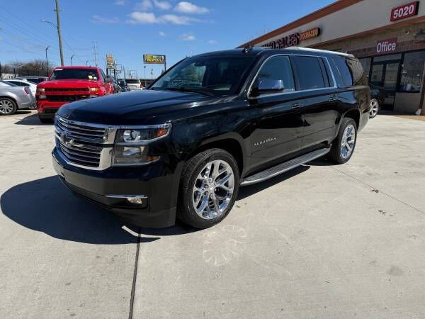 2016 CHEVROLET Suburban