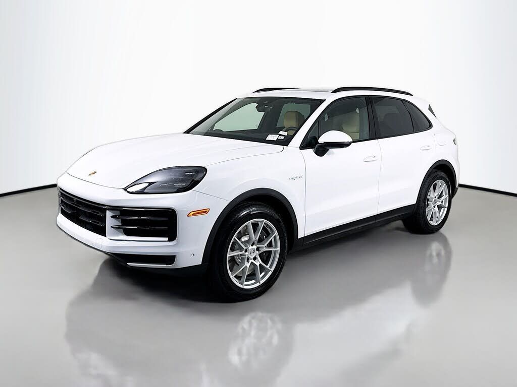 2026 PORSCHE Cayenne