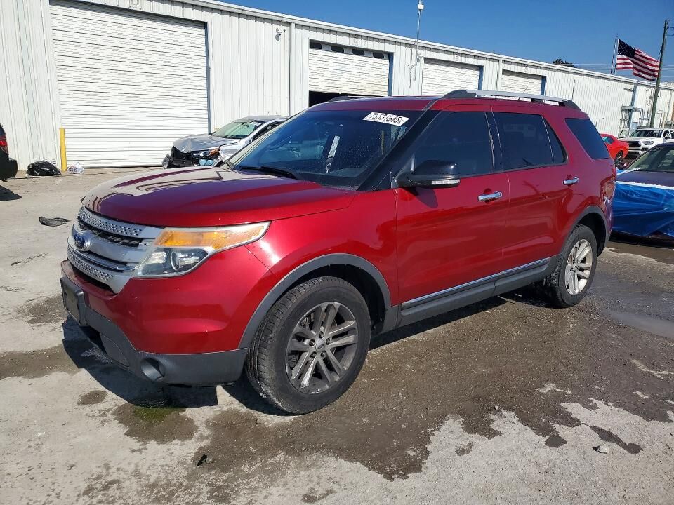 2015 FORD Explorer