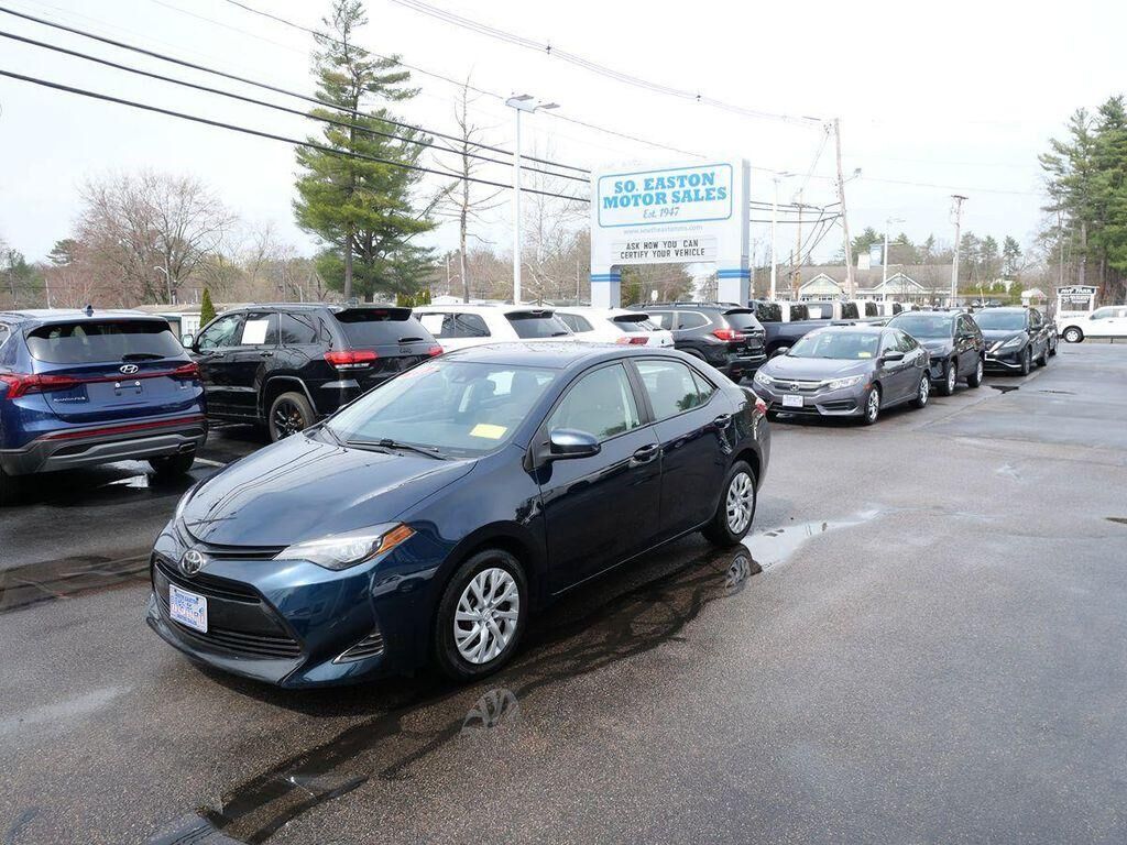 2019 TOYOTA Corolla