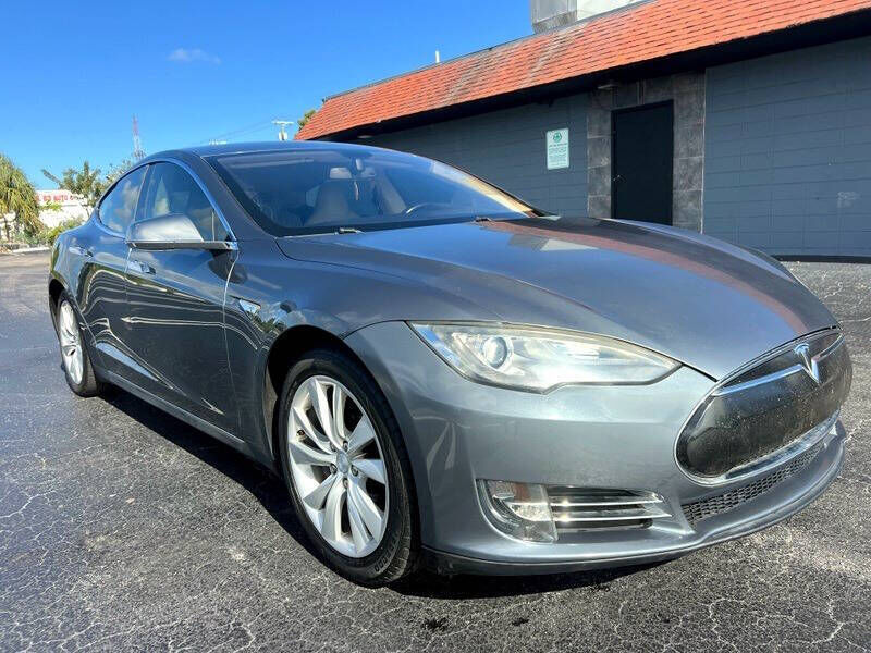 2013 TESLA Model S