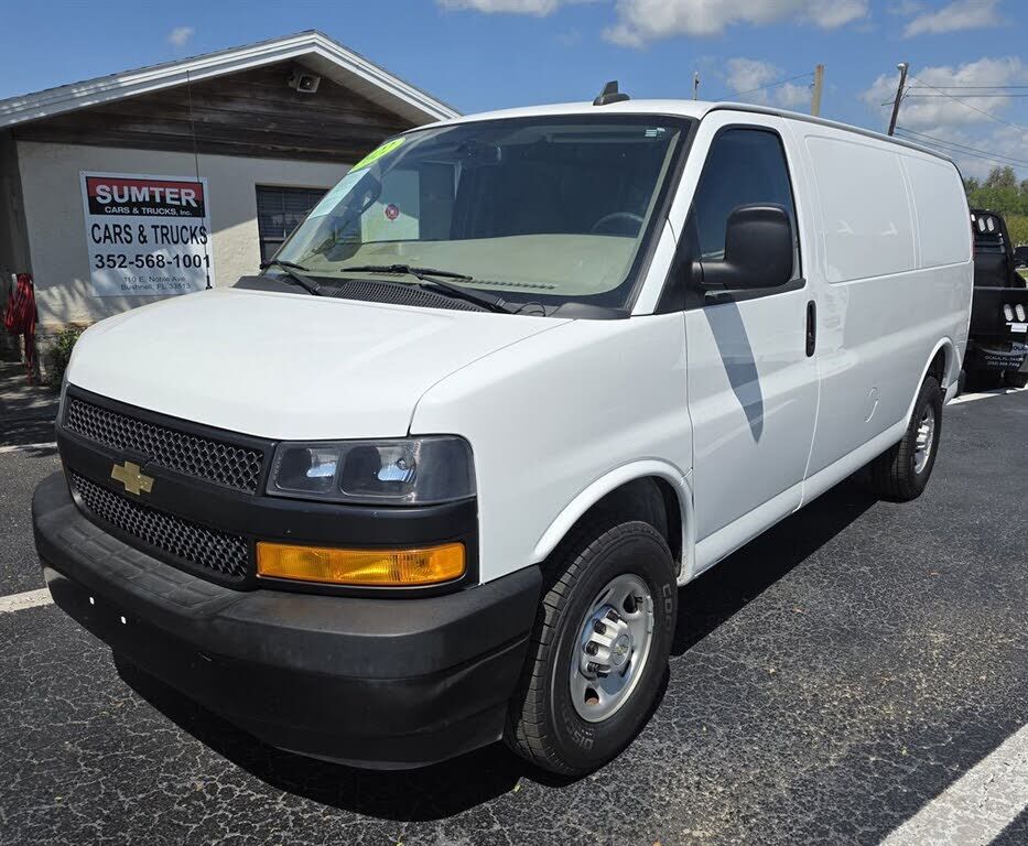 2022 CHEVROLET Express