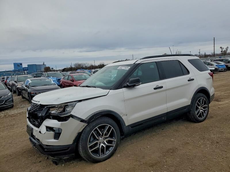 2018 FORD Explorer