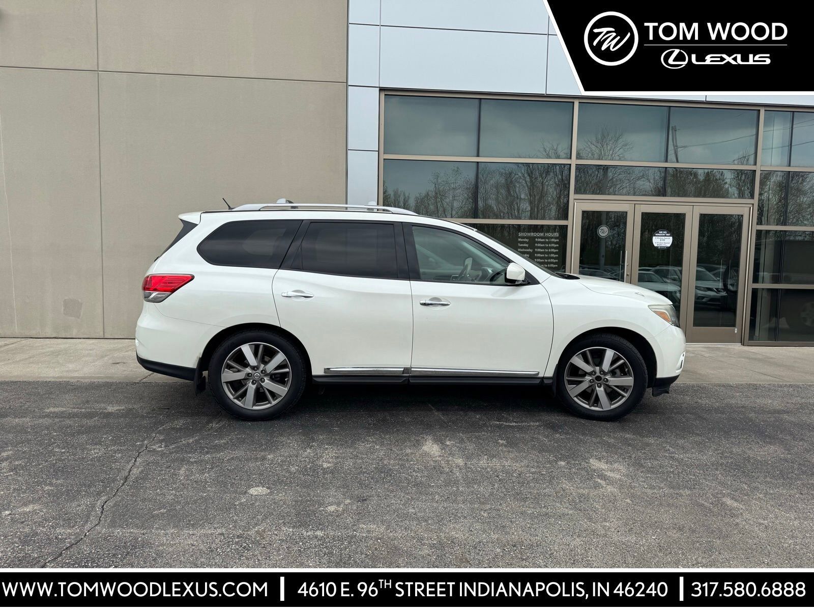 2015 NISSAN Pathfinder
