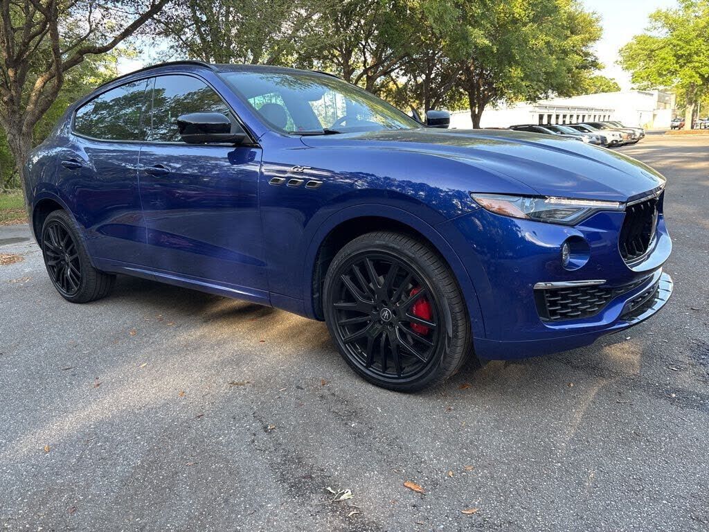 2022 MASERATI Levante