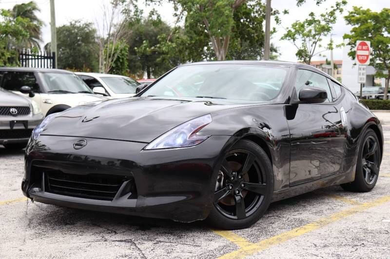 2009 NISSAN 370Z