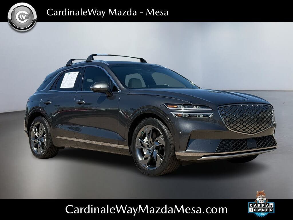 2025 GENESIS GV70