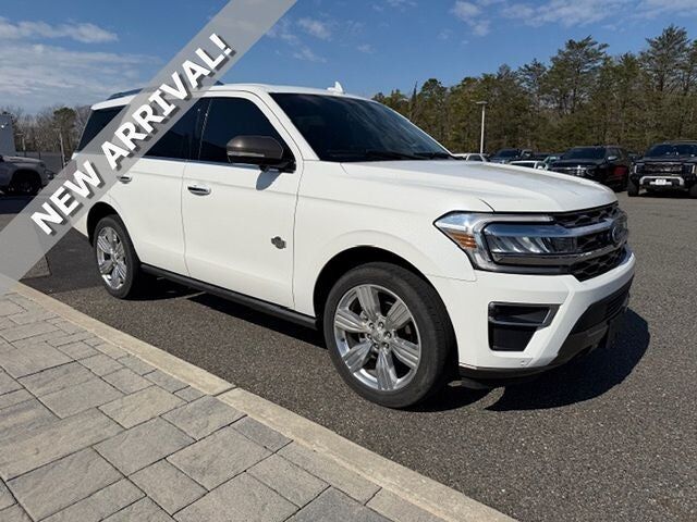 2023 FORD Expedition