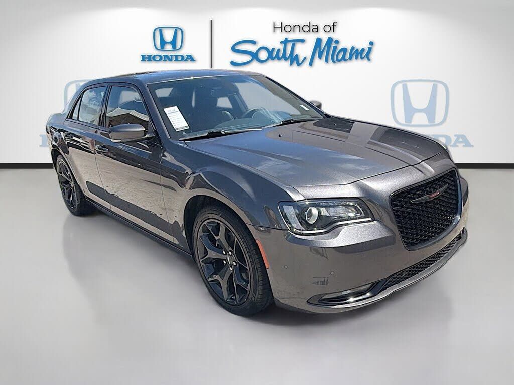 2023 CHRYSLER 300