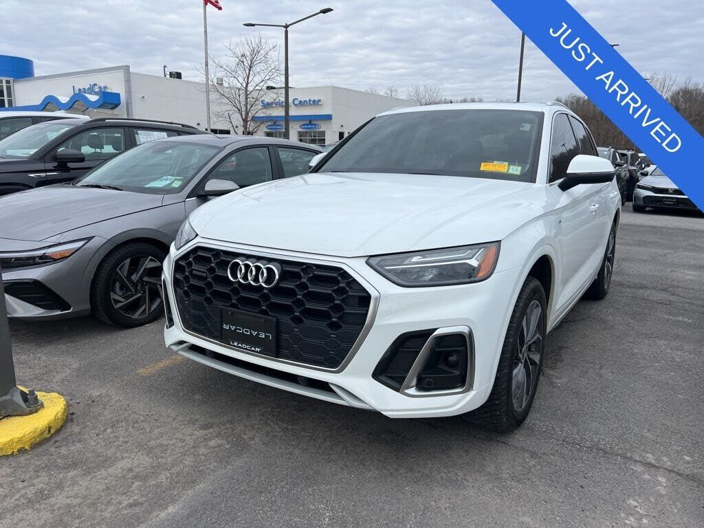 2022 AUDI Q5