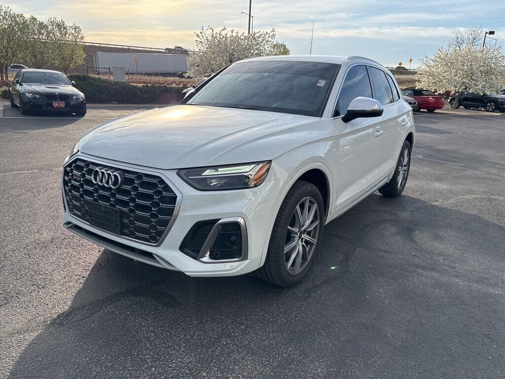 2022 AUDI SQ5