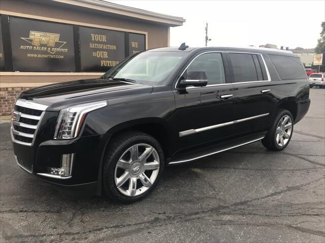 2016 CADILLAC Escalade