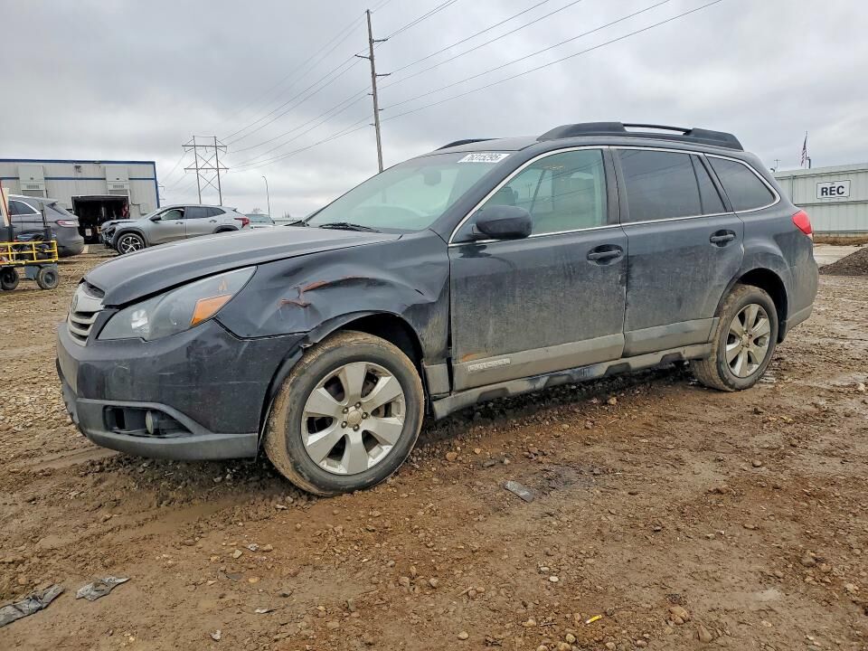 2011 SUBARU Outback