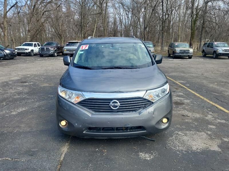 2017 NISSAN Quest