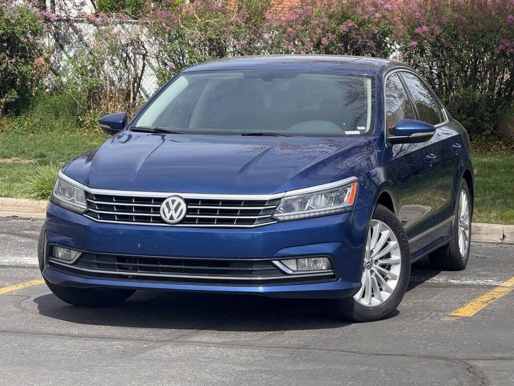 2016 VOLKSWAGEN Passat