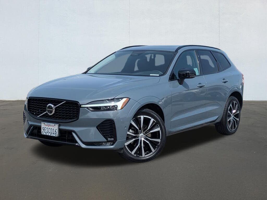 2023 VOLVO XC60