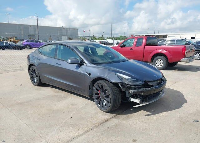 2022 TESLA Model 3