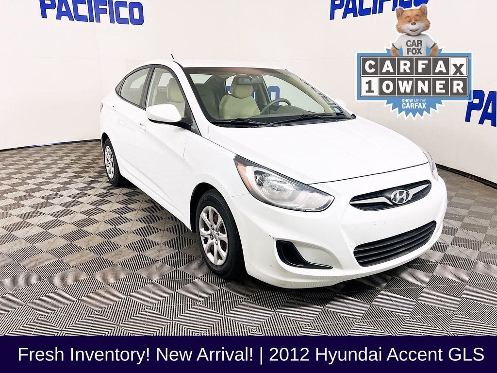 2012 HYUNDAI Accent