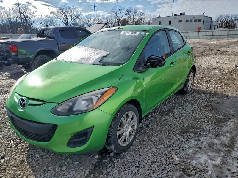 2013 MAZDA Mazda2