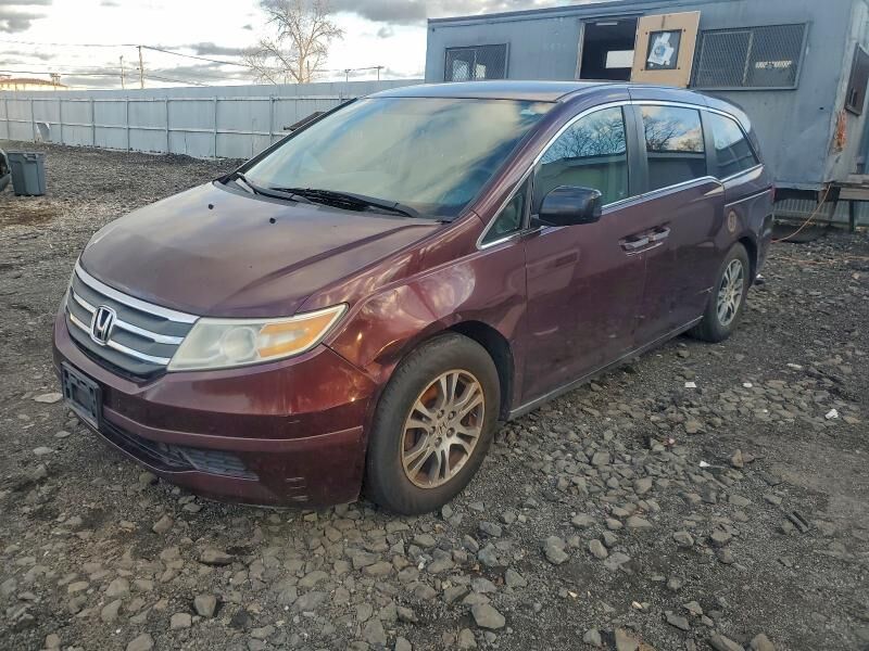 2011 HONDA Odyssey