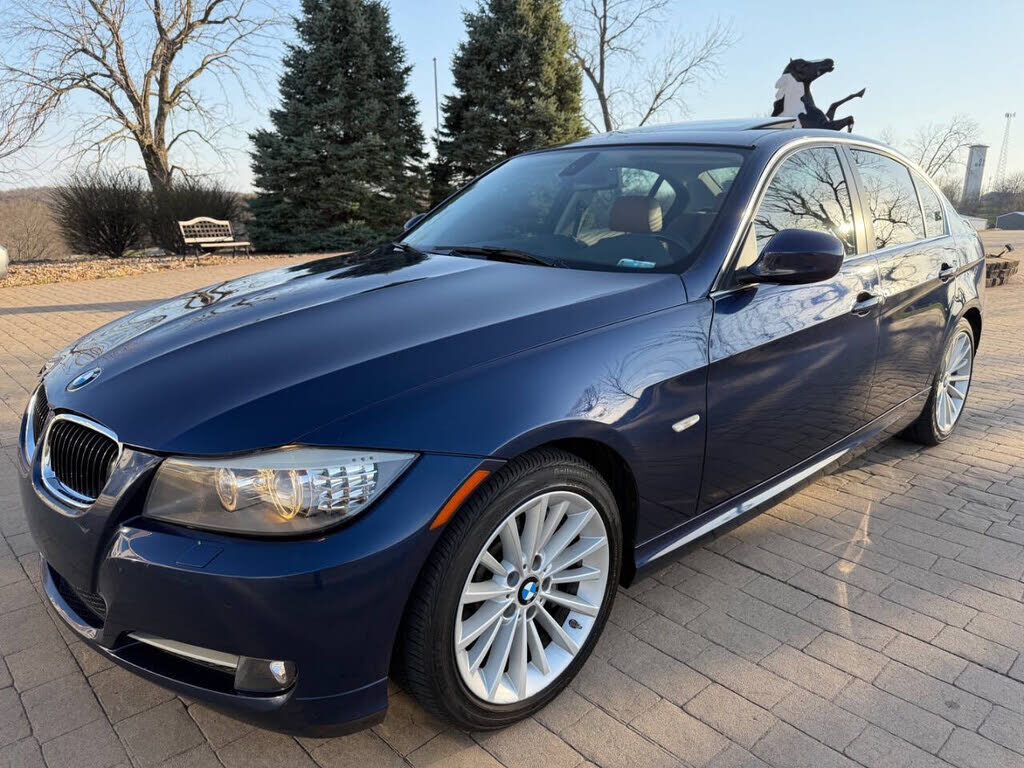 2011 BMW 3 Series