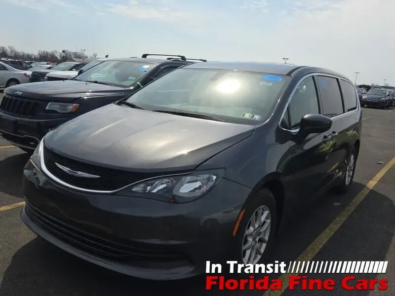 2017 CHRYSLER Pacifica