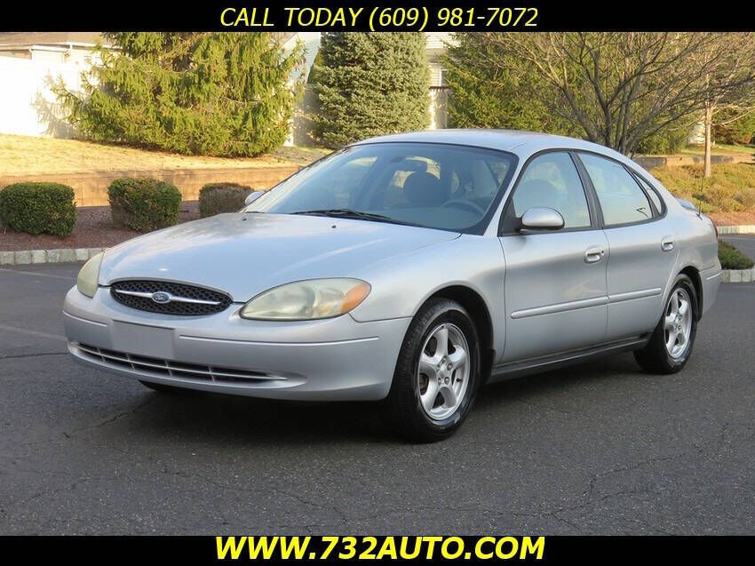 2003 FORD Taurus
