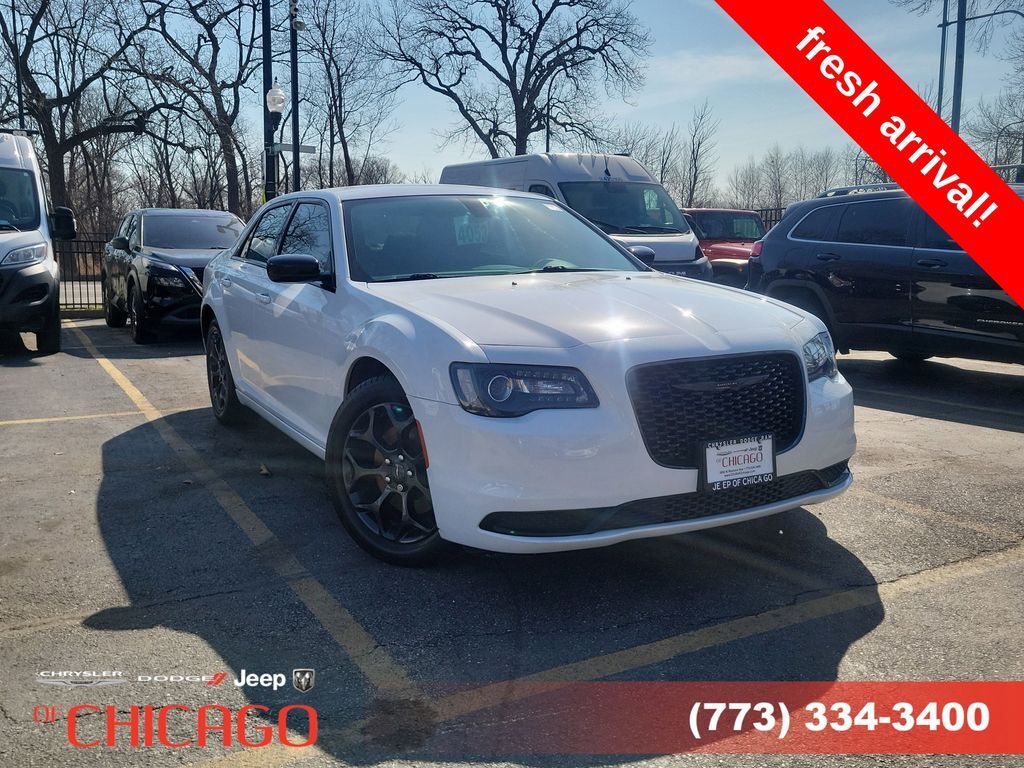 2020 CHRYSLER 300
